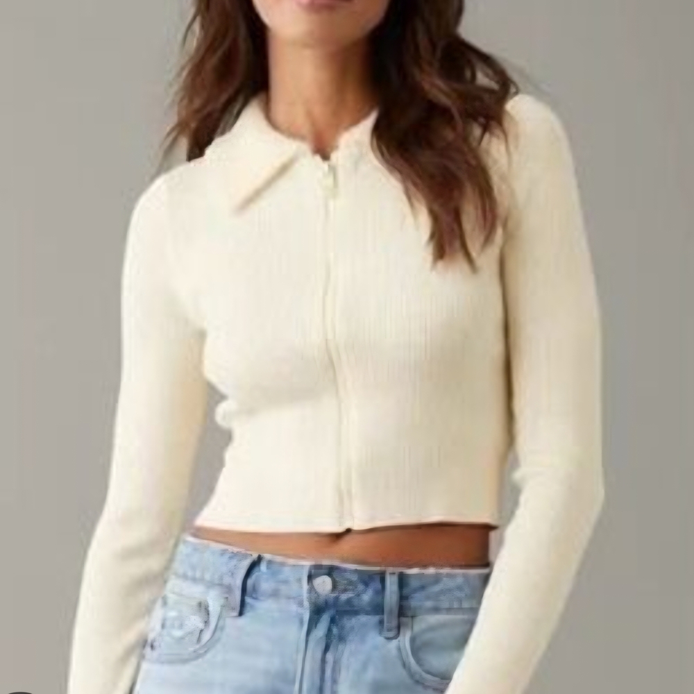 American Eagle Outfitters Cream Ribbed Crop Top